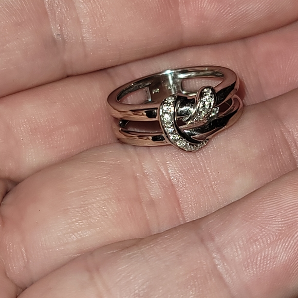 Women's 14kt Gold And Diamonds Heart Ring 6.5 - Picture 7 of 7